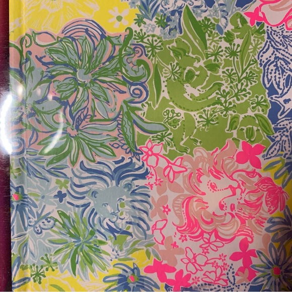 NIB Lilly Pulitzer 128pg Lined Journal w/ pen in Cheek to Cheek Boxed Gift Set - Picture 5 of 10